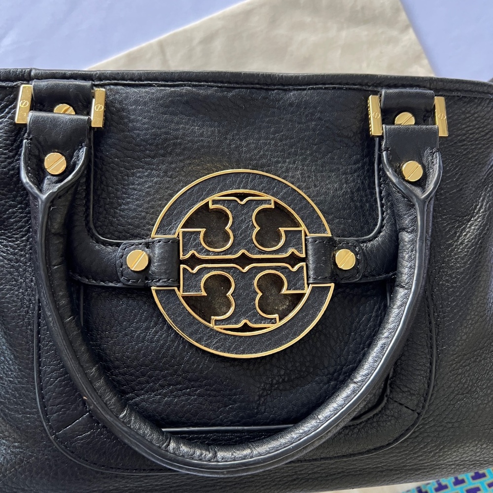 TORY BURCH Amanda Mini Satchel Black Pebbled Leather/Gold Logo Crossbody Bag - Picture 9 of 16